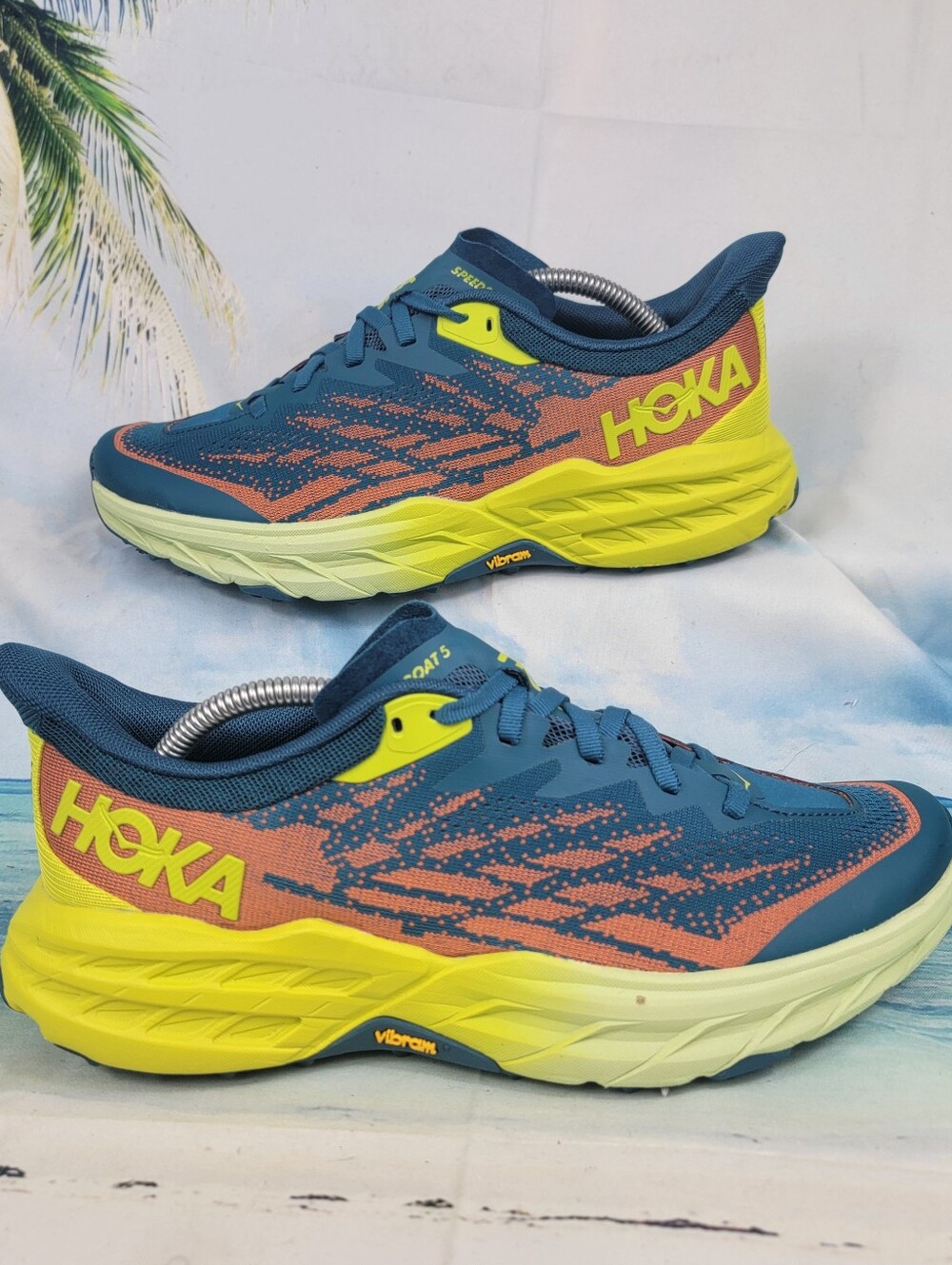 HOKA Speedgoat 5 Trail Running Shoes Mens 7D